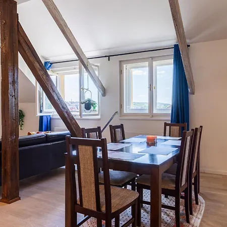 Apartament Classy Riverside In The Old Town Of Praga